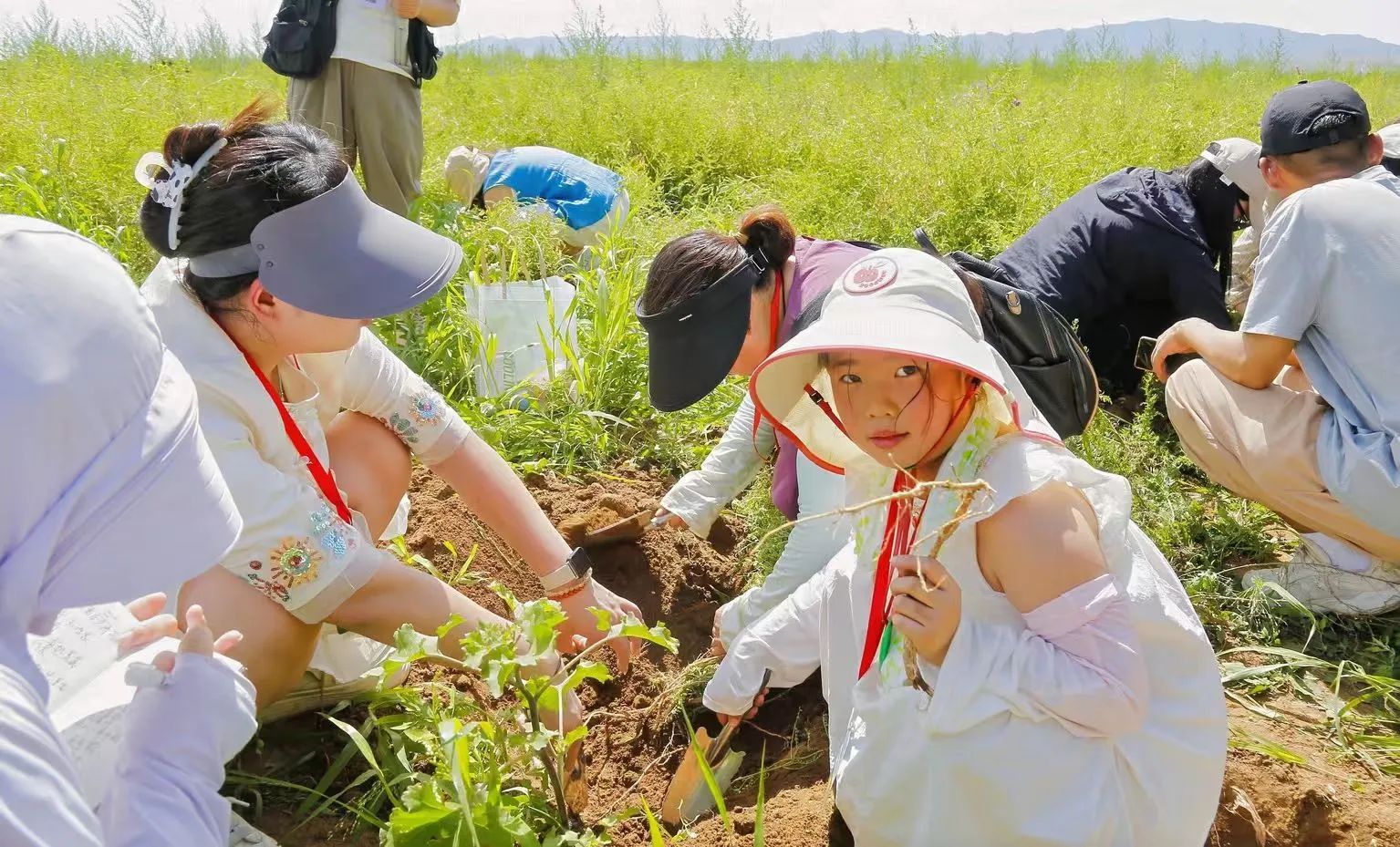 �����Դ�л�Ʒ�����������������ڶ���717�������л����ν��ڹ�������